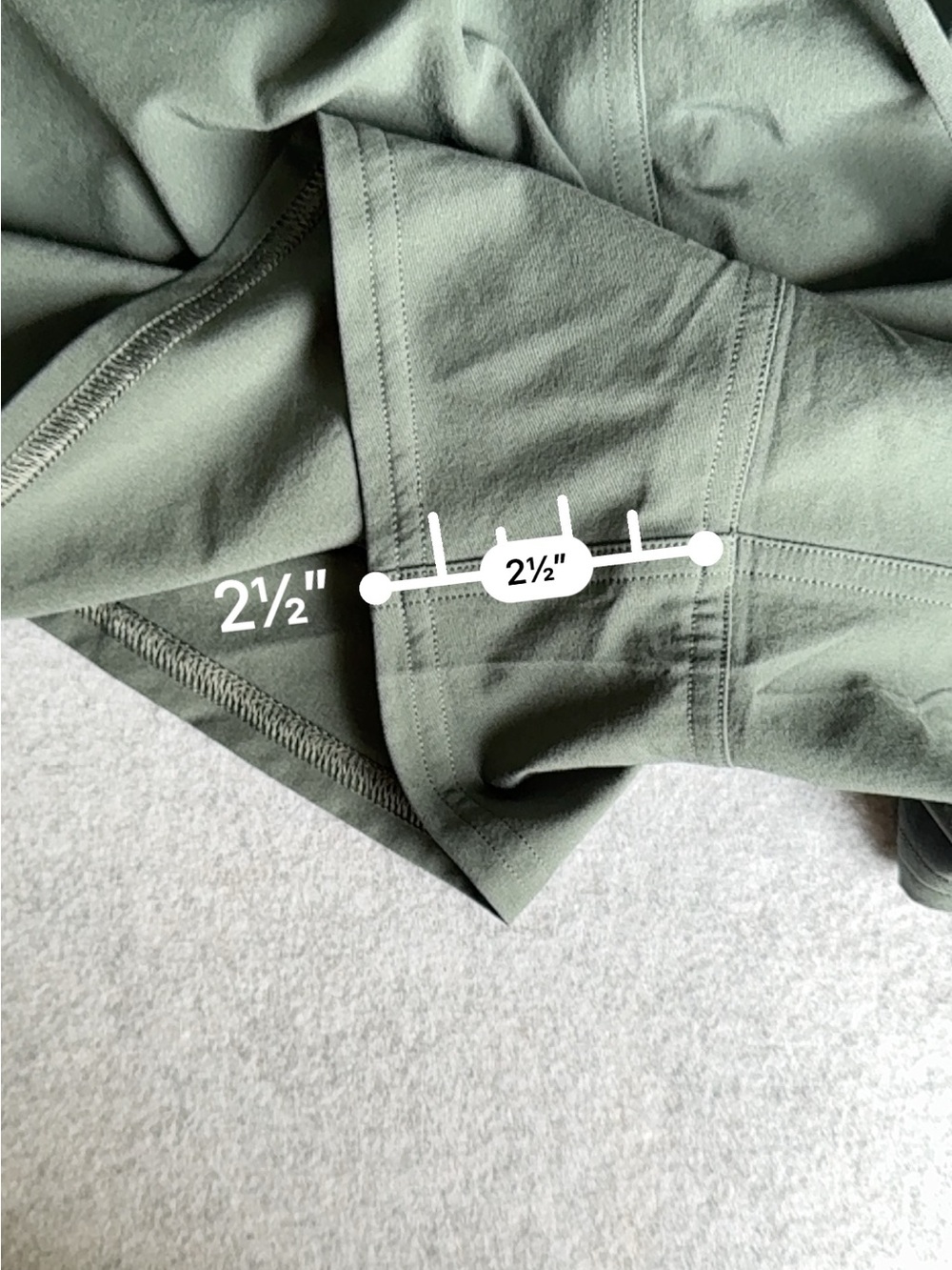 NWOT Lululemon Shorts Green 2.5 Inseam Size 14 - Picture 5 of 6